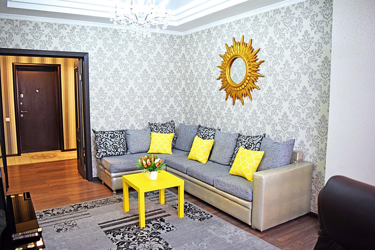 Luxury Palace Apartment Bișkek Exterior foto
