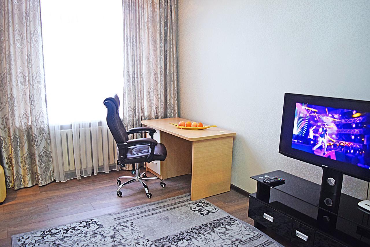 Luxury Palace Apartment Bișkek Exterior foto