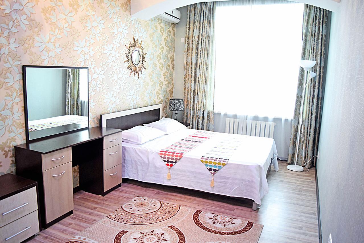 Luxury Palace Apartment Bișkek Exterior foto